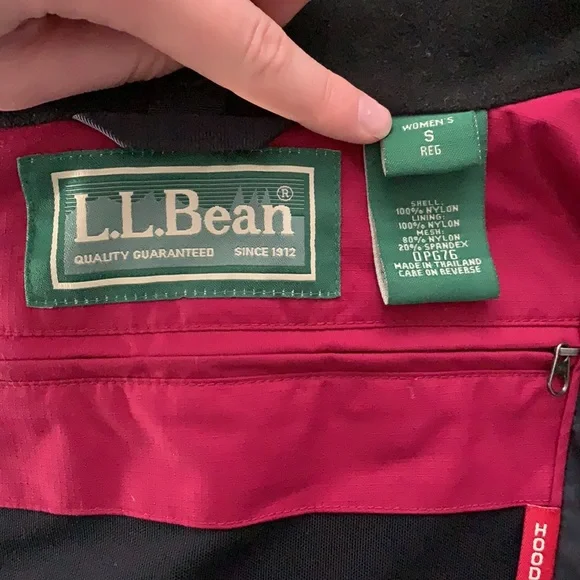 L.L. Bean outer shell jacket. - Picture 4 of 4